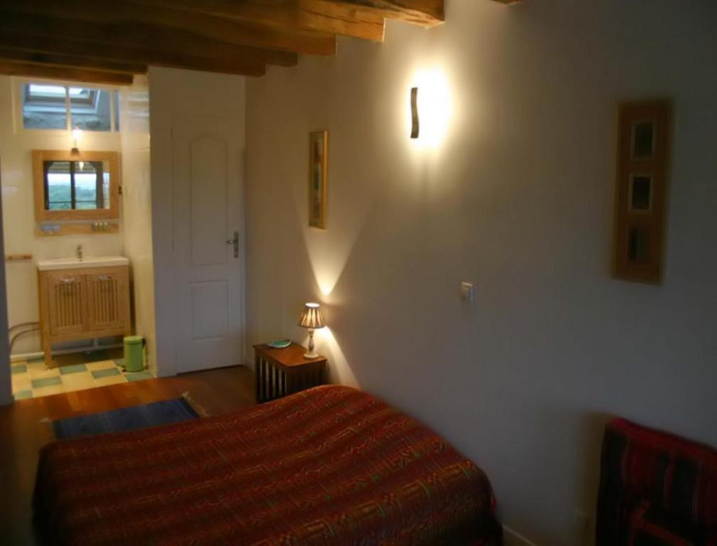 La Grange Aux Loirs B&B Courtioux Room photo